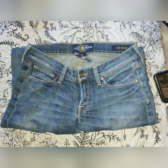 Womans Jeans - Picture 3 of 4